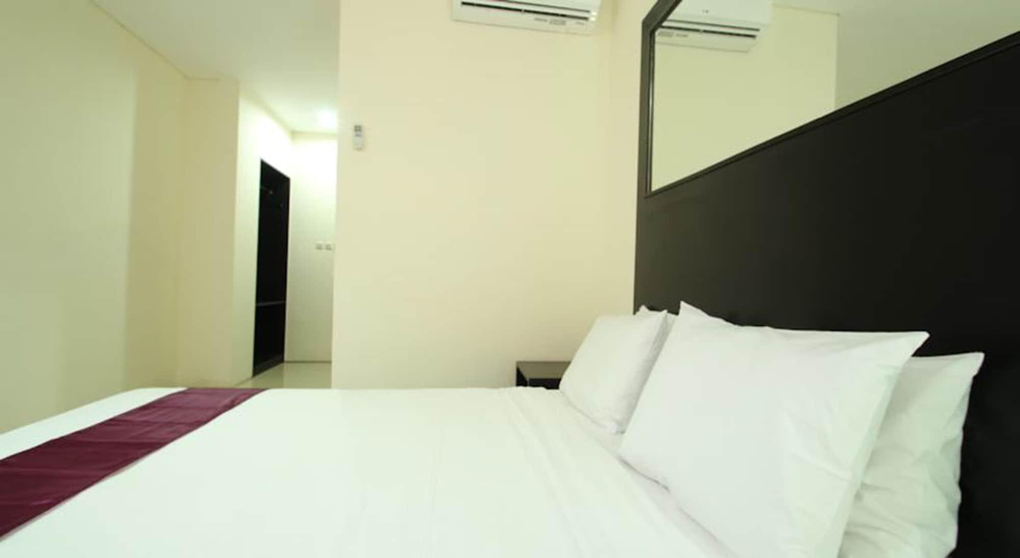 Airport Kuta Hotel And Residences Tuban Extérieur photo